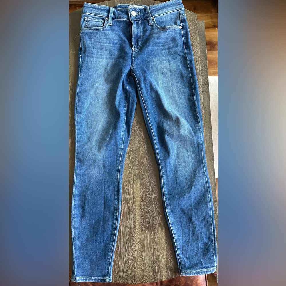 Paige Verdugo Crop SZ 26